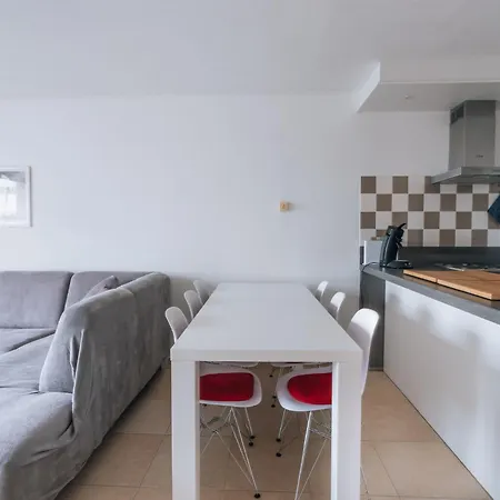 Nieuwpoort Near Promenade * Oostduinkerke