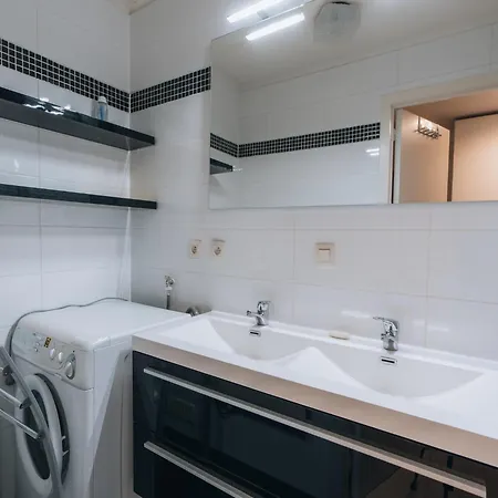 Nieuwpoort Near Promenade