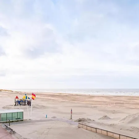 Plaza I2811 With Lateral Sea View Apartment Oostduinkerke