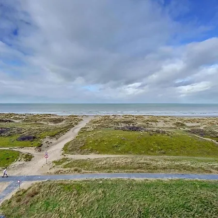 Apartment Plaza I2811 With Lateral Sea View Oostduinkerke